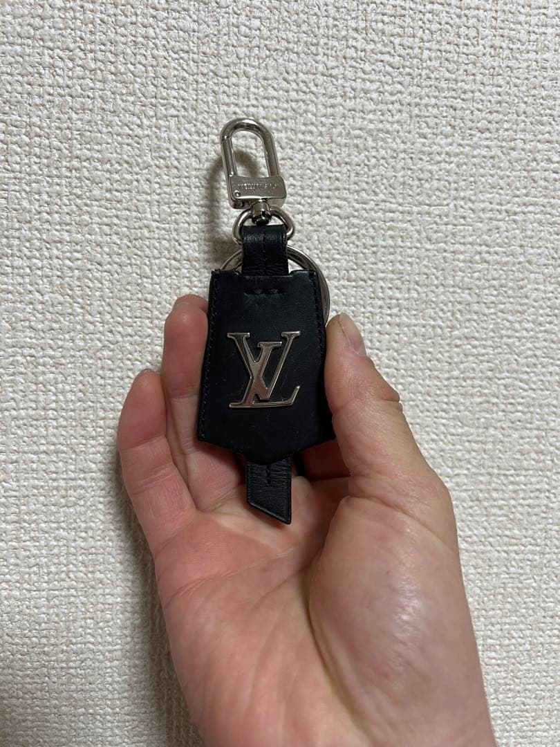 最終値下げLouis Vuitton ポルトクレ クロッシュクレ