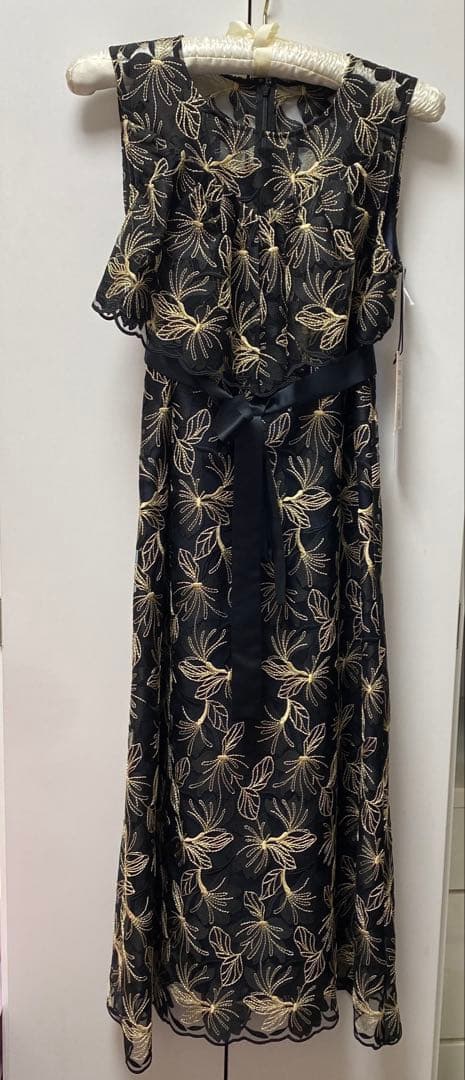 新品[グレースコンチネンタル22AW ラメ刺繍ノースリーブワンピース　38 黒