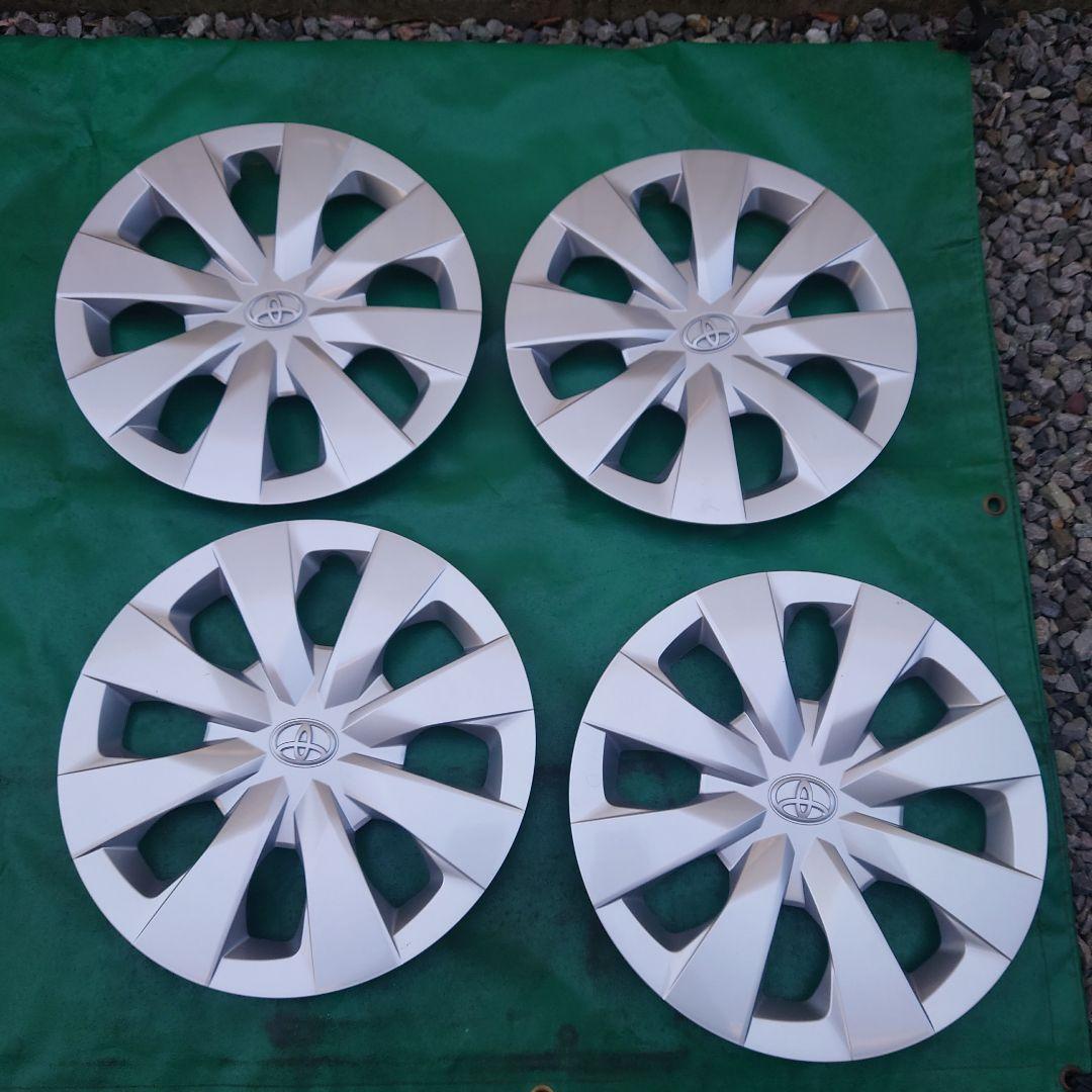 トヨタ　カローラツーリング純正　鉄ホイール　新車外し