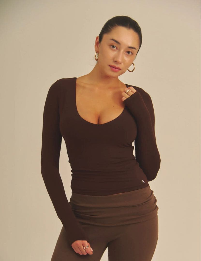 Aurafit V-Line Padded Longsleeve / 焦茶