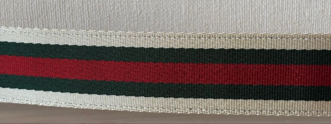 GUCCI 赤 レザー ベルト GGロゴ　ゴールド