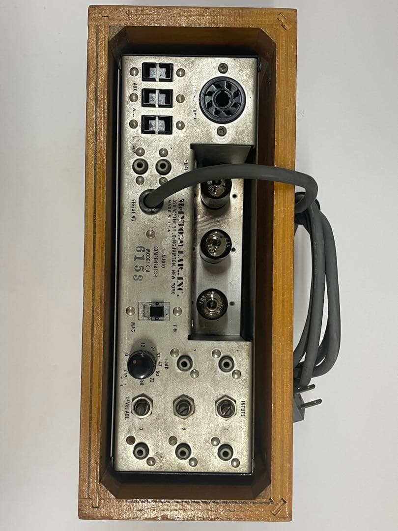 アンプ Macintosh audio compensator model C8