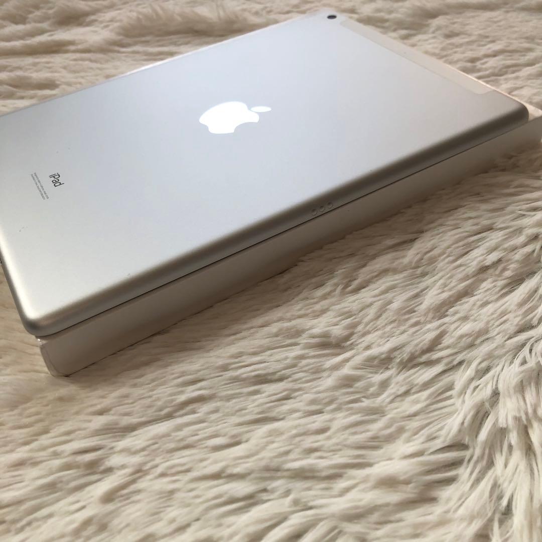 【即購入OK】iPad 第7世代 セルラーモデル【極美品】 #1 【付属品】