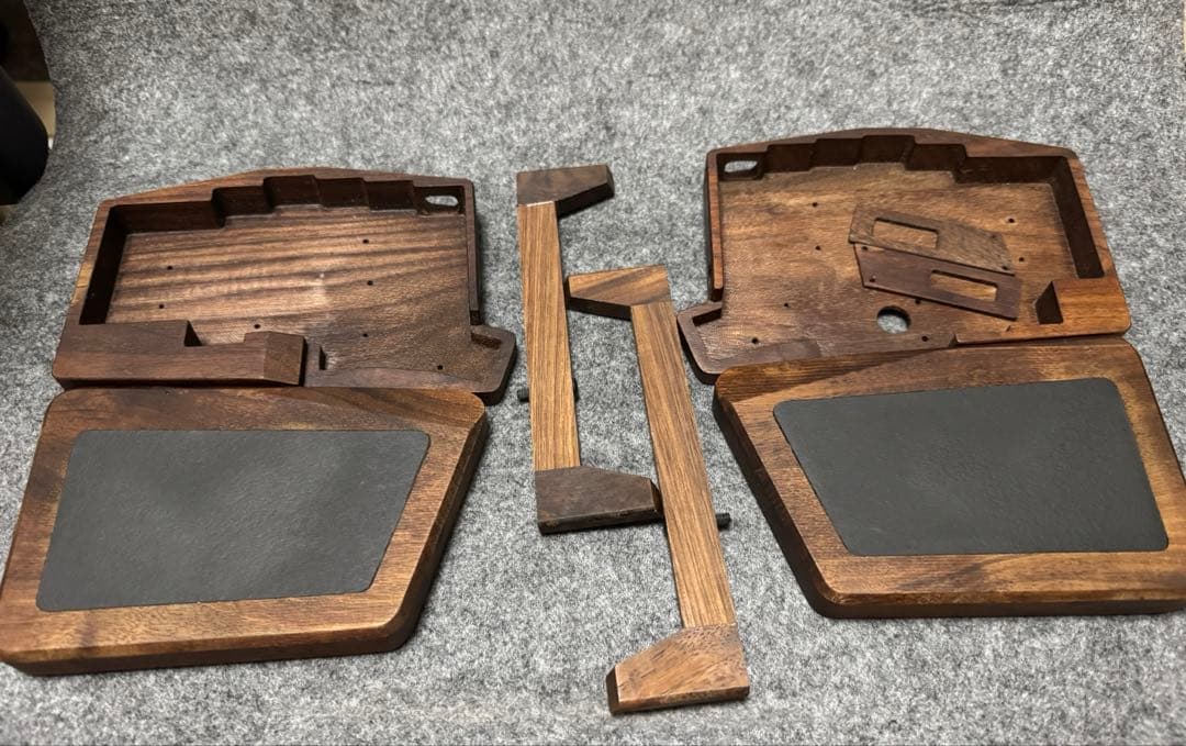 Keyball44 木製ケース テンティングレッグ付き