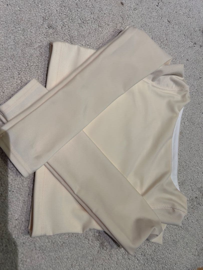 chaisy キッズ　セパレート　長袖　水着　アイボリー　100〜110