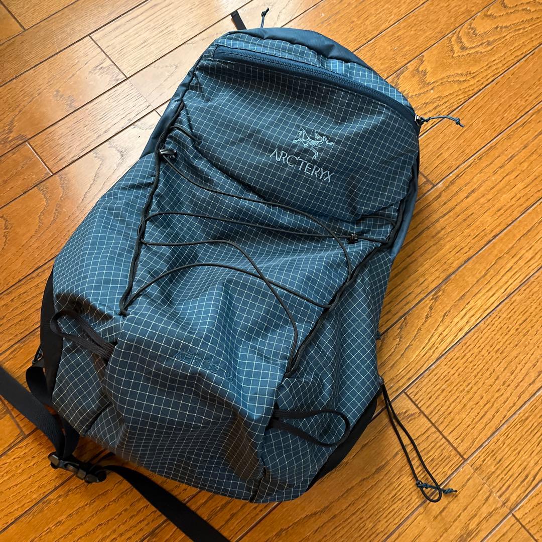 もがわさん専用　ARC'TERYX ダークブルー リュック