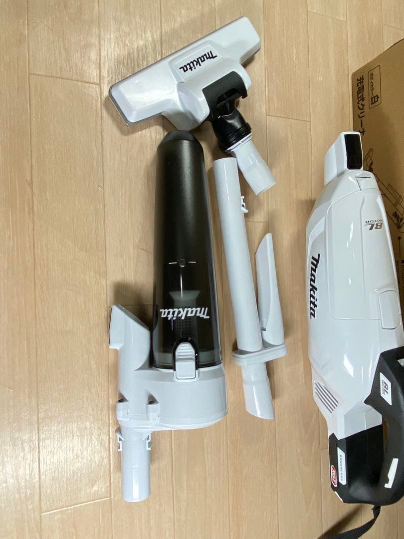 【ダリア7824専用】マキタ CL002GRDCW 充電器式クリーナー 一式