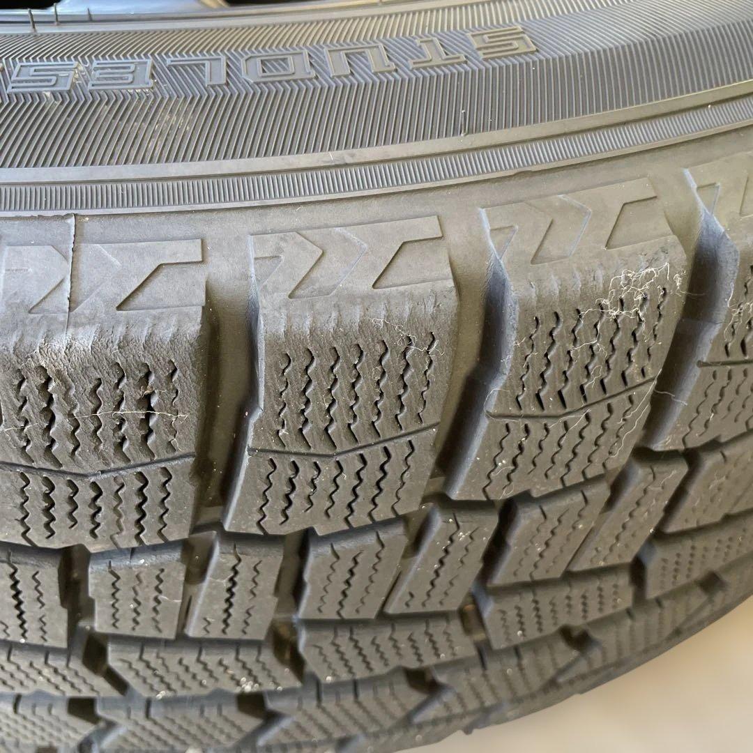 ウィンターマックス　215/60R17 2022年製