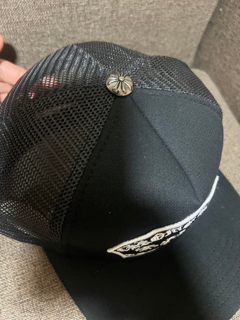 ブラック トラッカーキャップ (Chrome Hearts)