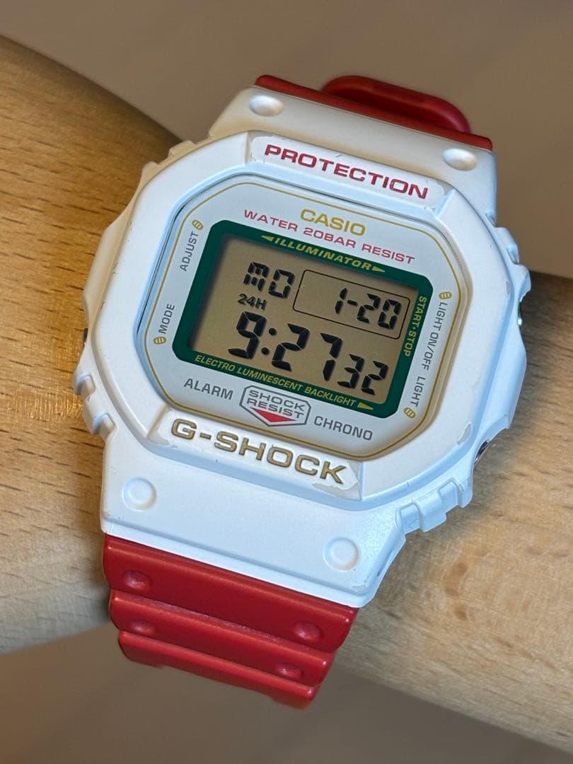 G-SHOCK/限定/バイカラー/DW-5600/招き猫/スピード/時計/赤×白