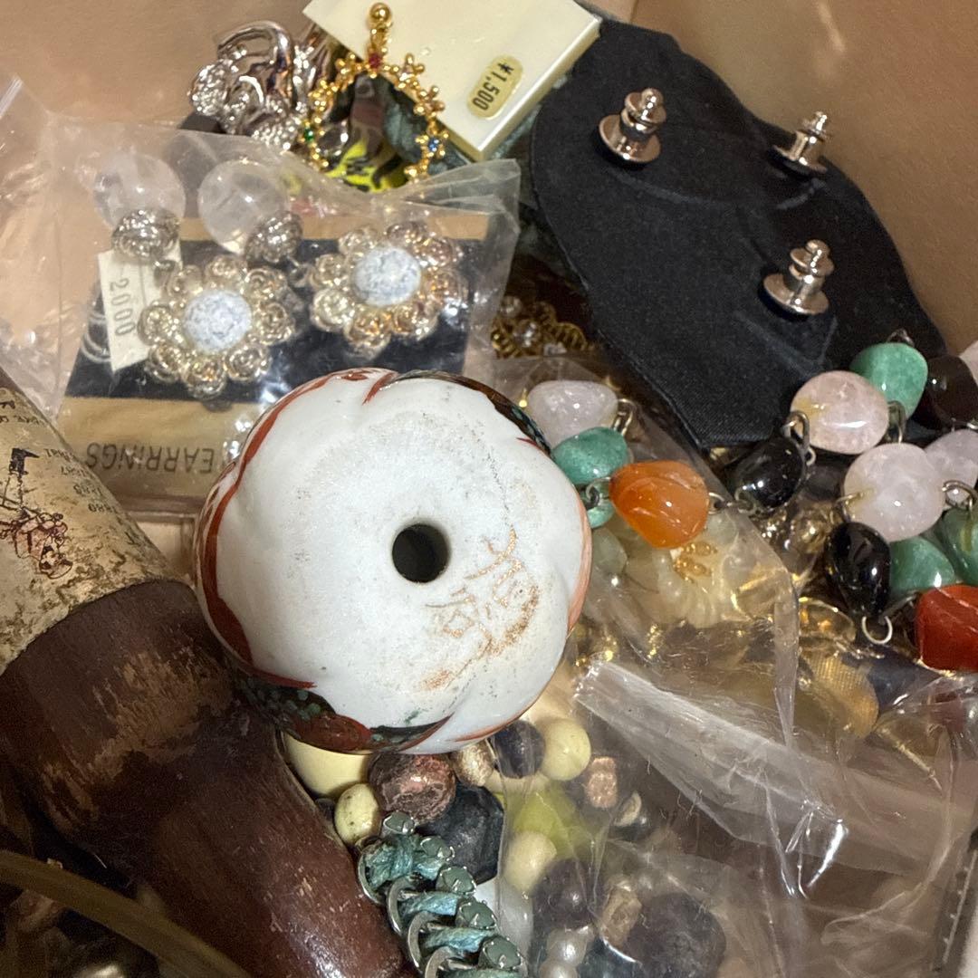 イミテーション　アクセサリー　まとめ　6.２キロ