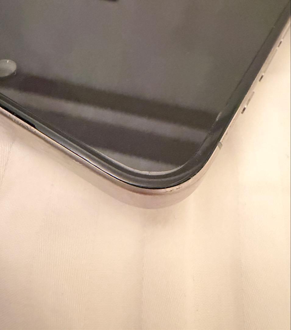 Apple iPhone 15 Pro + ケース　128GB アイフォン