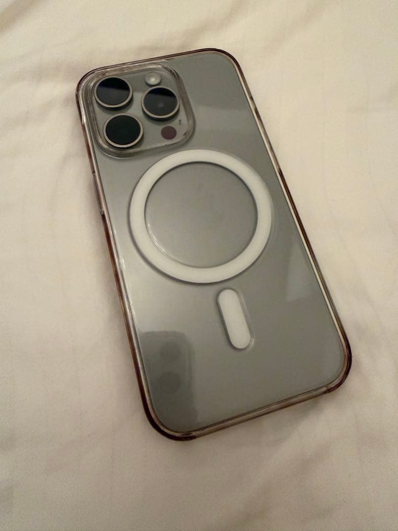 Apple iPhone 15 Pro + ケース　128GB アイフォン