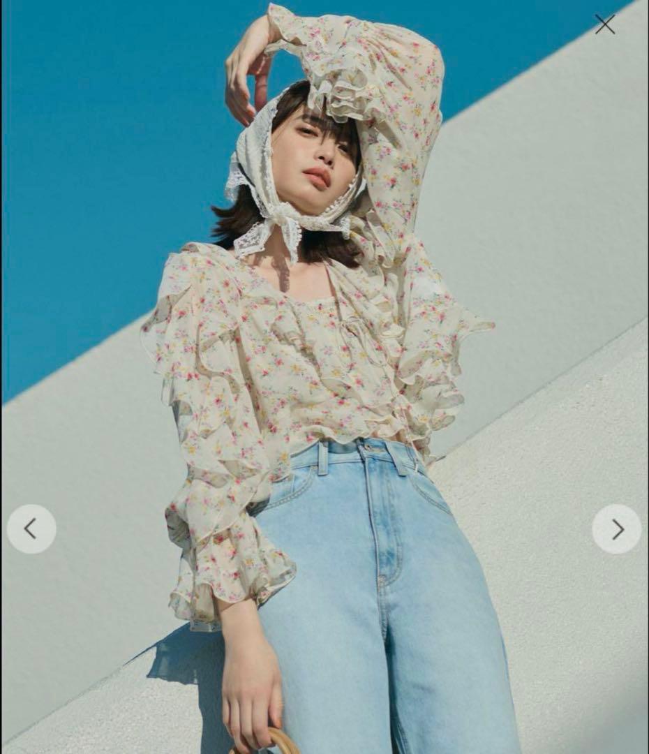 COCO DEAL フラワープリントフリルカーディガン×シャーリングキャミソール