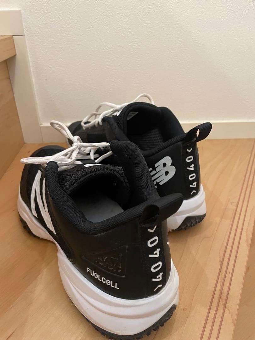 New Balance 4040 トレーニングシューズ ブラック/ホワイト