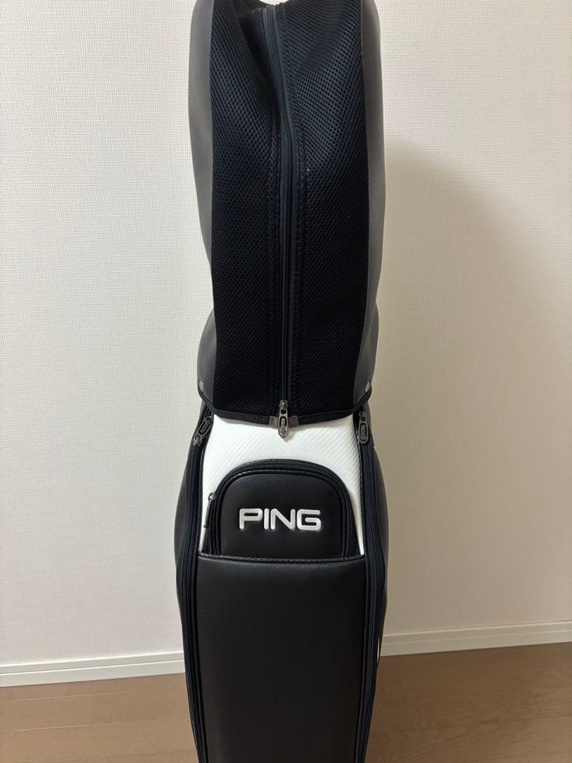 PING キャディバッグ 黒/白