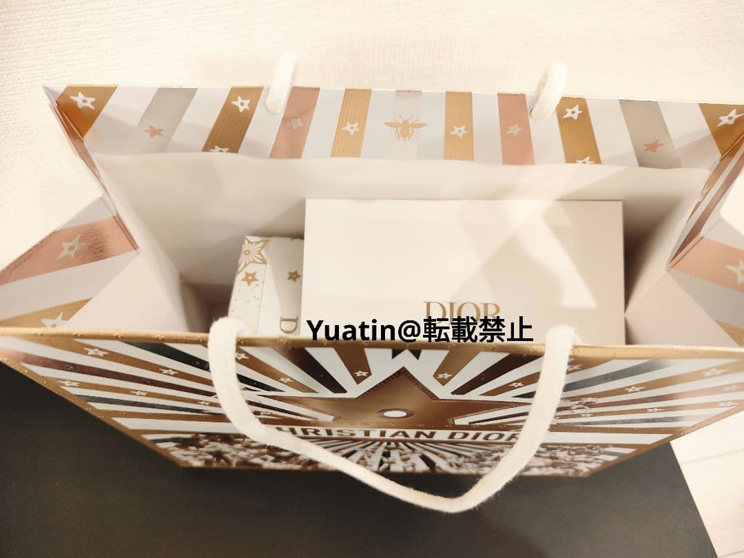 新品・未開封 Dior ホリデーオファー 2025 プレゼント仕様&ショッパー
