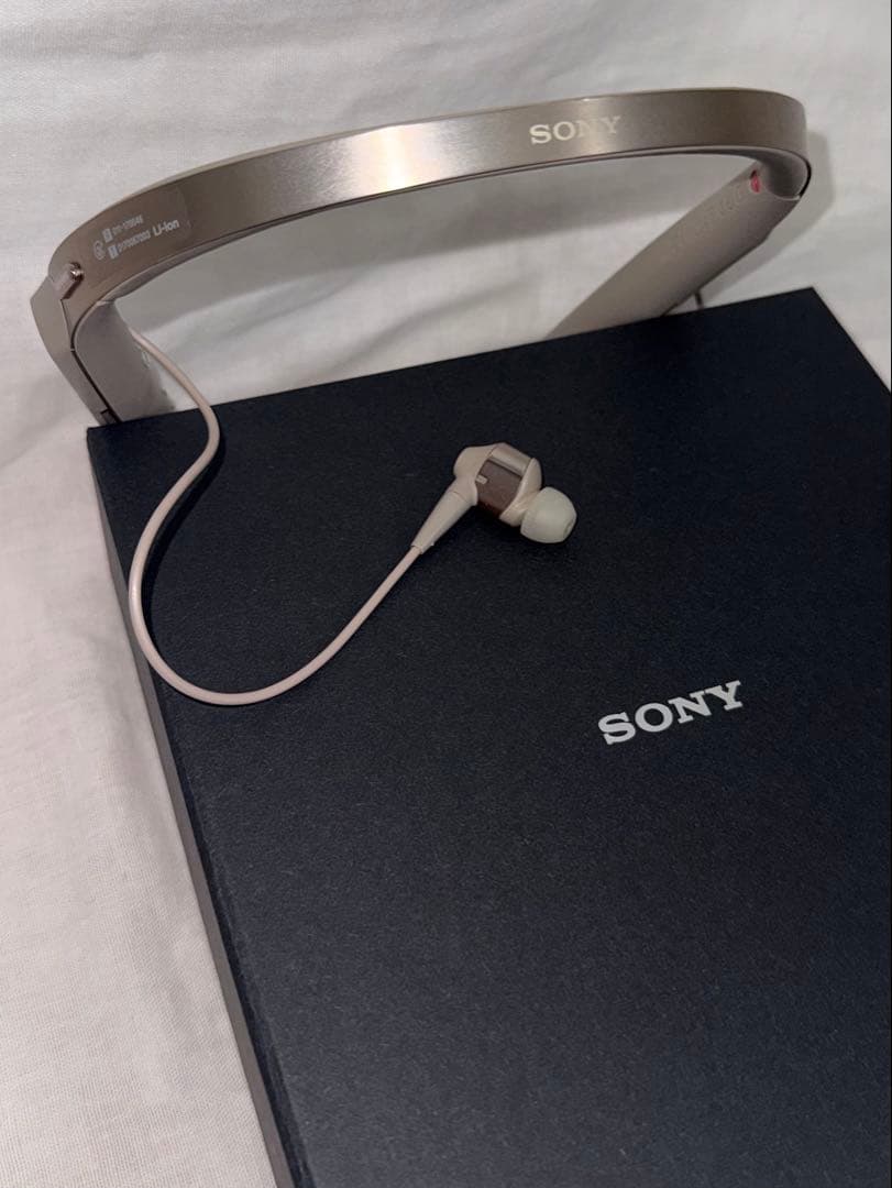 【SONY】WI-1000Xワイヤレス ステレオヘッドセット ワイヤレスイヤホン