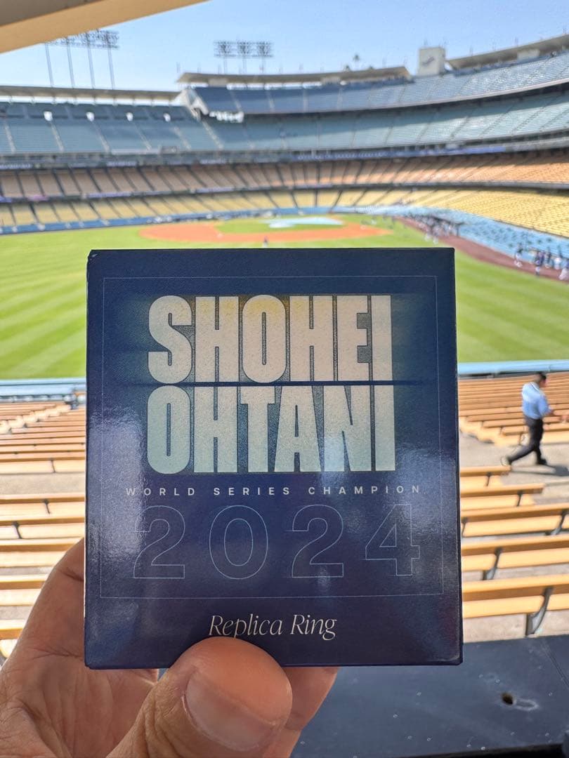 s*e様 ドジャーススタジアム限定　8月6日配布　　大谷翔平ワールドチャンピオン