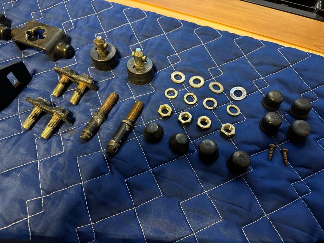 メルセデスベンツ /W463 /ゲレンデ /グリルガード /美品(ブラック塗装)