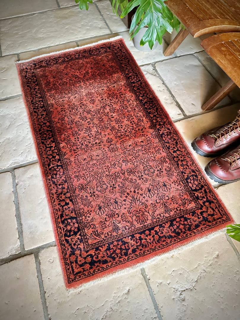 トライバルラグ　ヴィンテージラグ　ペルシャ絨毯　オーバーダイ　プリミティブアート