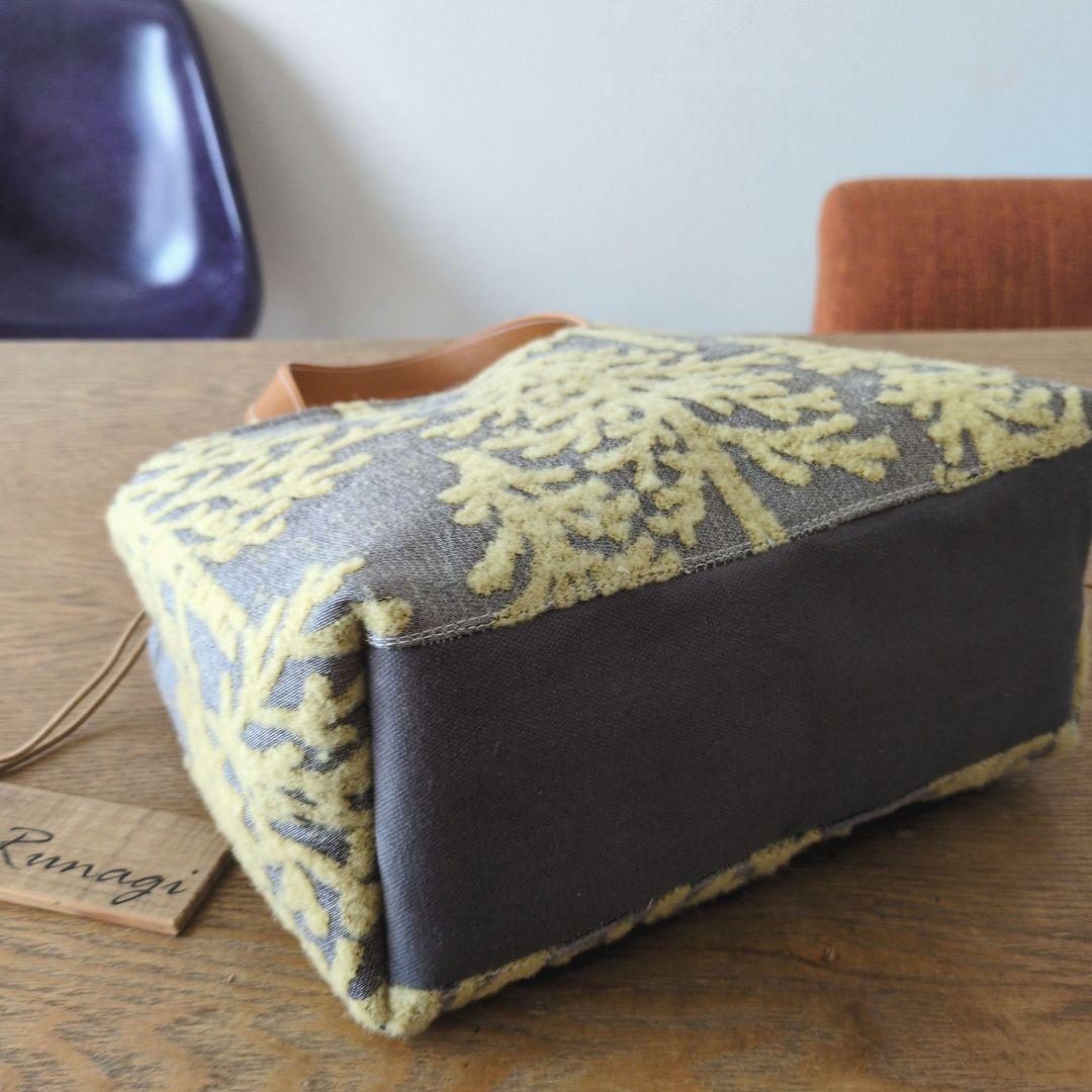 あおりポケットのあおりポケットの巾着バッグ＊ミナペルホネン metsa