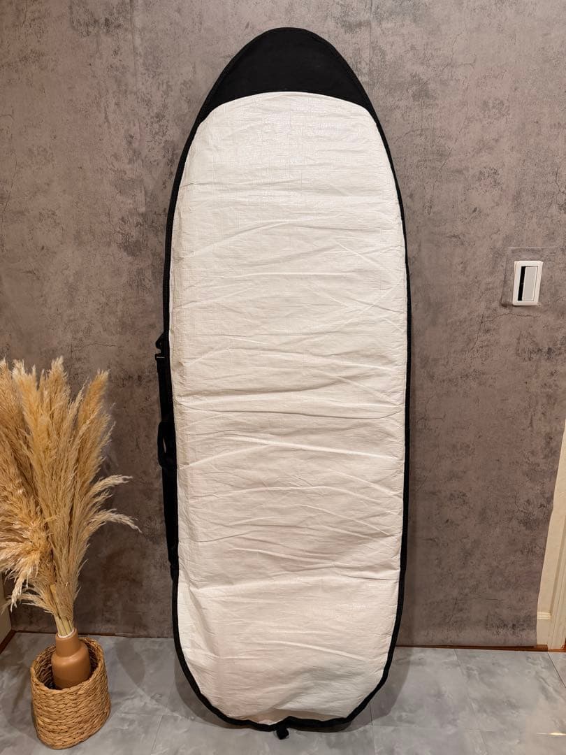 LOST PARTY PLATTER 5’9 フィン ハードケース付き