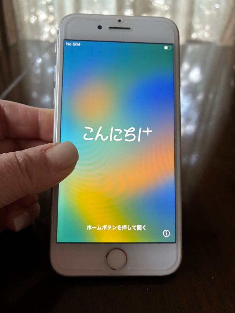 S*）様 Apple iPhone 8 ホワイト 本体 イヤフォン付き