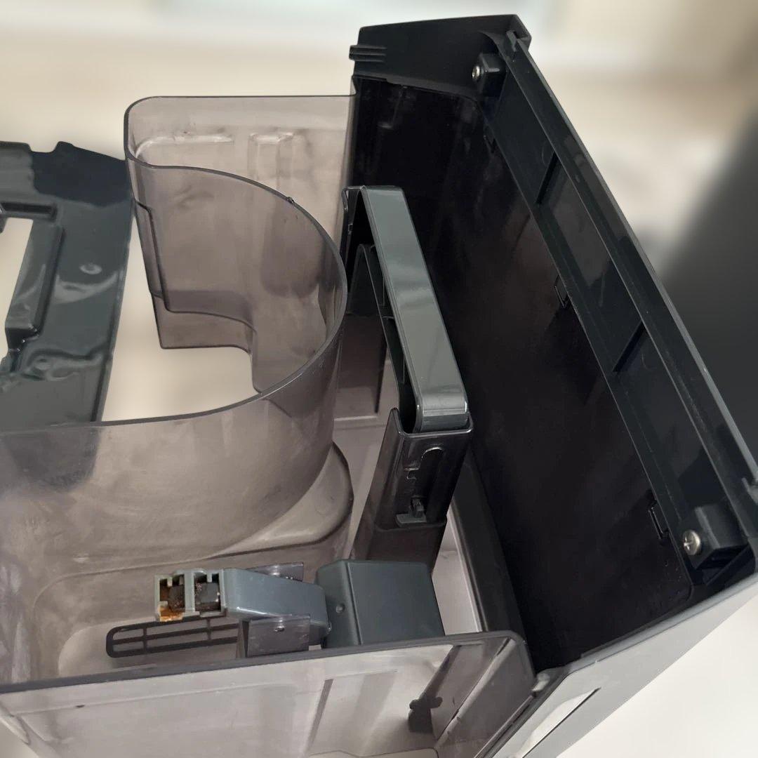 2023年製　アイリスオーヤマ　ハイブリッド衣類乾燥除湿機　除湿機