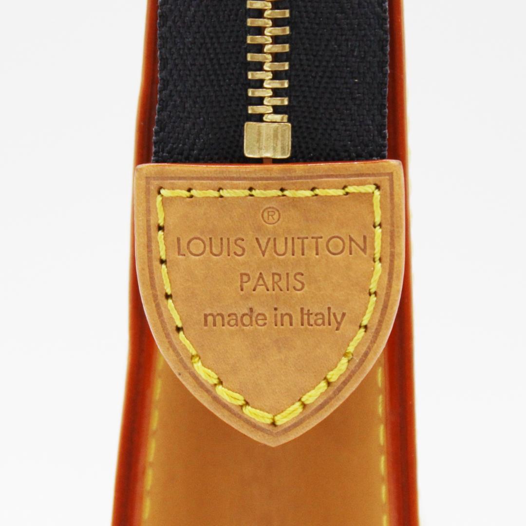 LOUIS VUITTON ルイヴィトン ポッシュ トワレ 26 セカンドバッグ