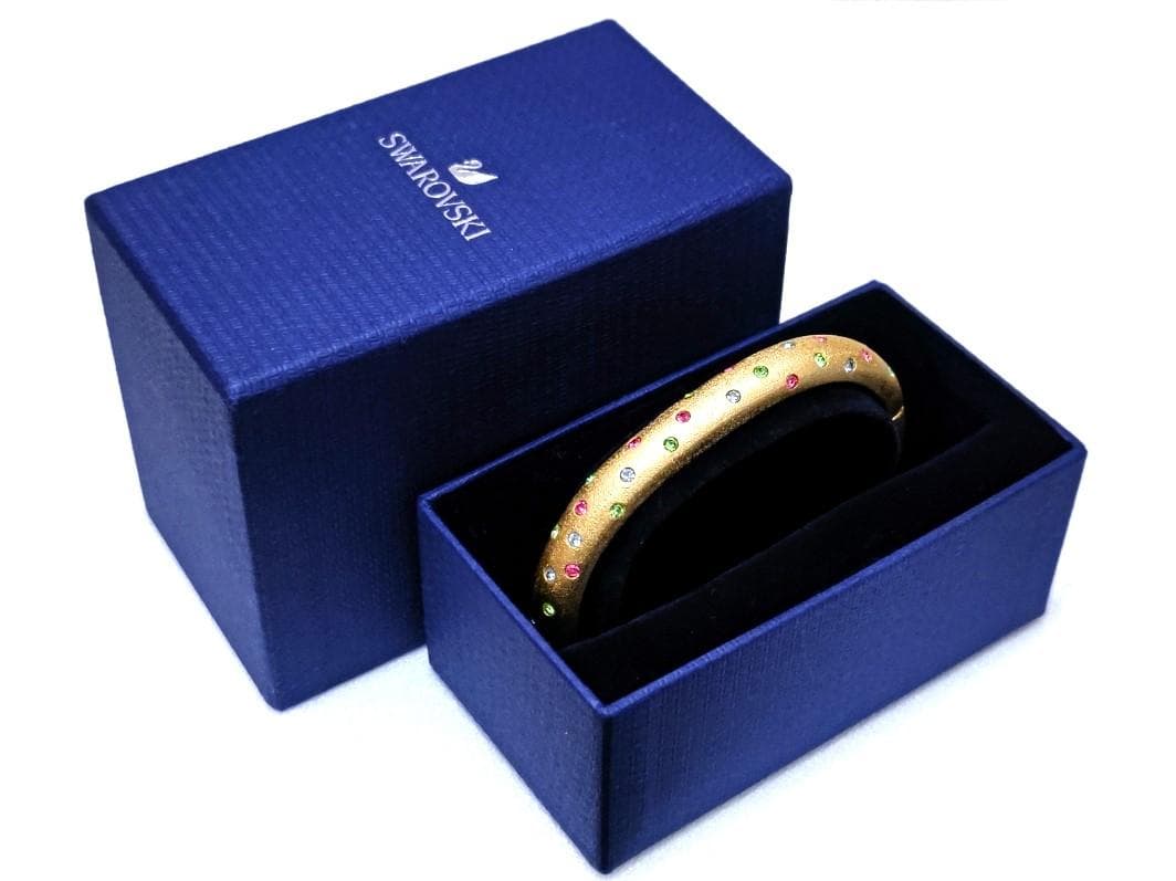 スワロフスキー　テクスチャード　マルチカラークリスタルバングル箱付き　41131