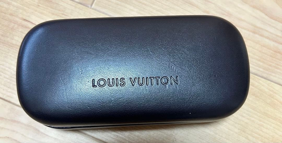 LOUIS VUITTON レディースサングラス