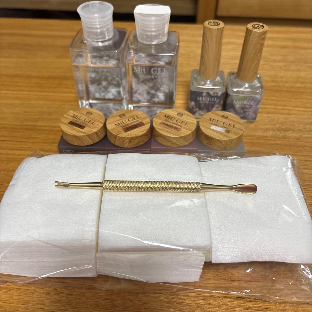 ジェルネイル・ネイルシール mayabijou