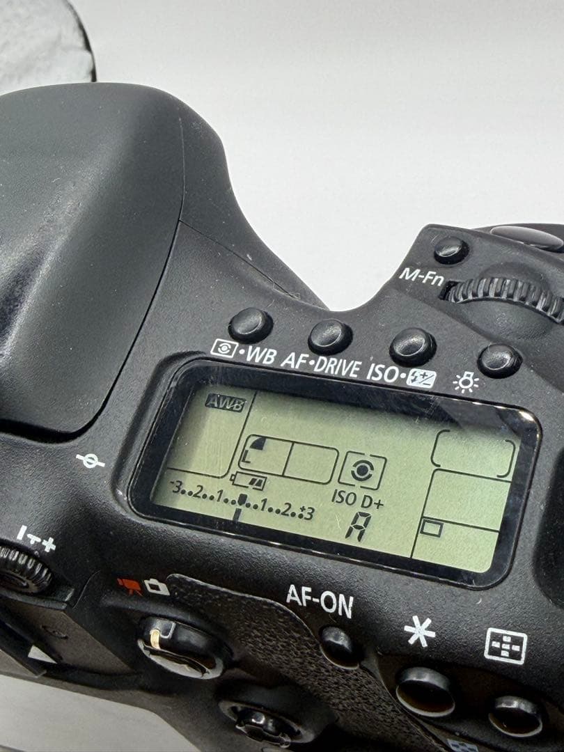 Canon EOS 7D ボディ 電源投入OK、シャッターOK