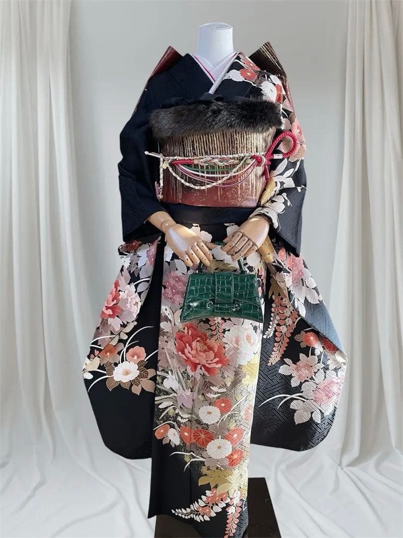 振袖 フルセット 綸子紗綾形 手描き友禅 黒地 花づくし