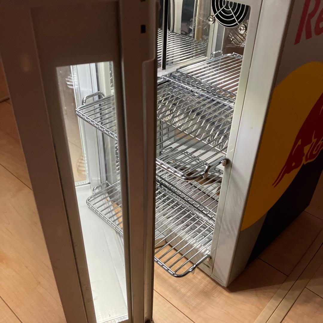 RedBull レッドブル冷蔵庫