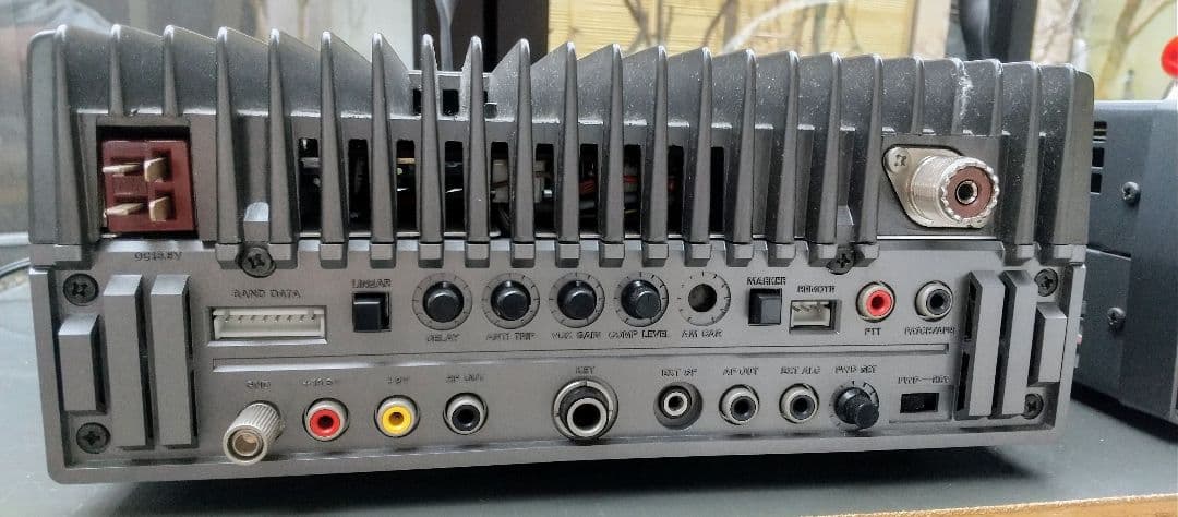YAESU　FT-757SX（10wタイプ）　HF帯トランシーバー