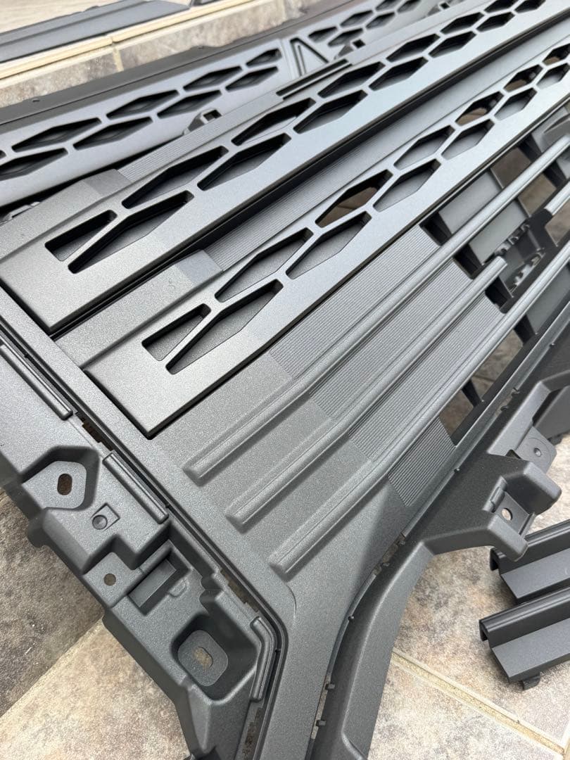 ① デリカd5 グリル　リア　ロアバンパー　フルセット　ラプターライナー塗装