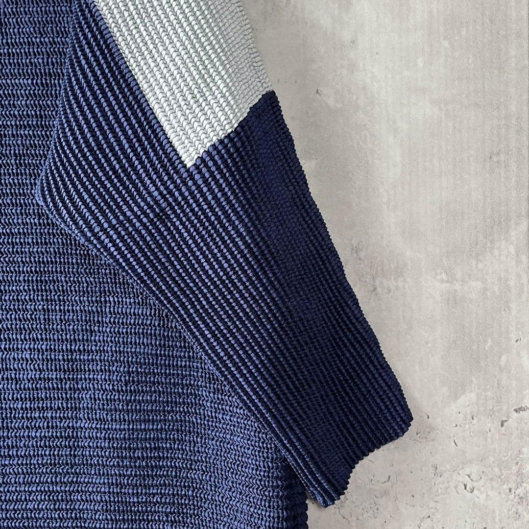 杉本プリーツ　矢羽根プリーツの配色プルオーバー　チュニック　FREE ネイビー