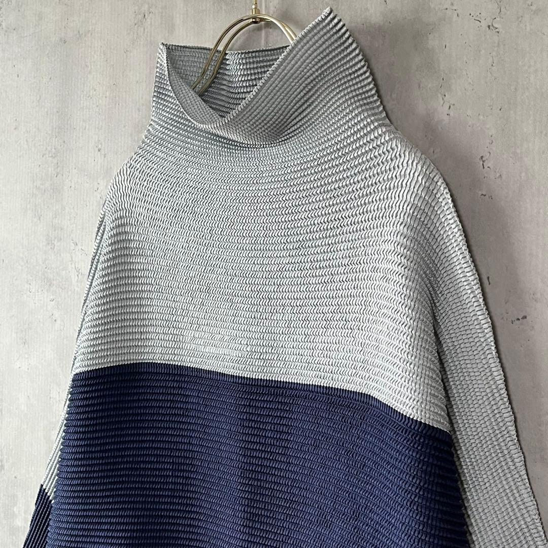 杉本プリーツ　矢羽根プリーツの配色プルオーバー　チュニック　FREE ネイビー