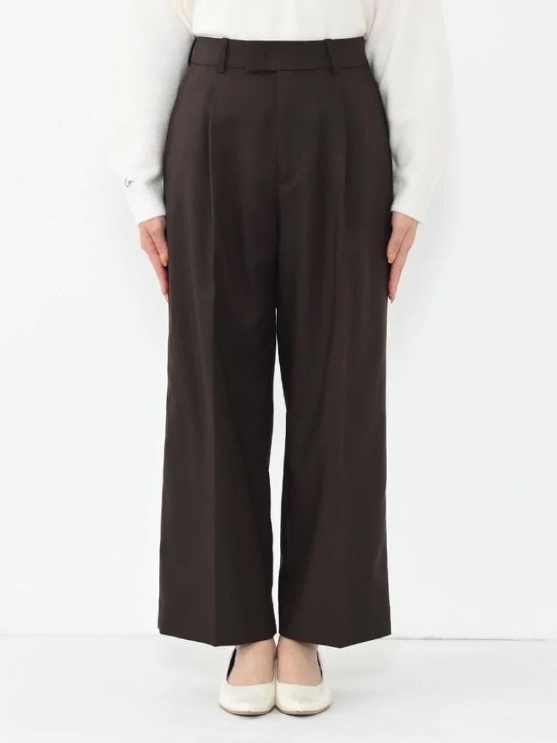 COHINA ワンタックストレートパンツ