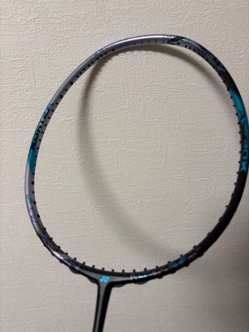 ヨネックス　アストロクス88DPRO 4UG5