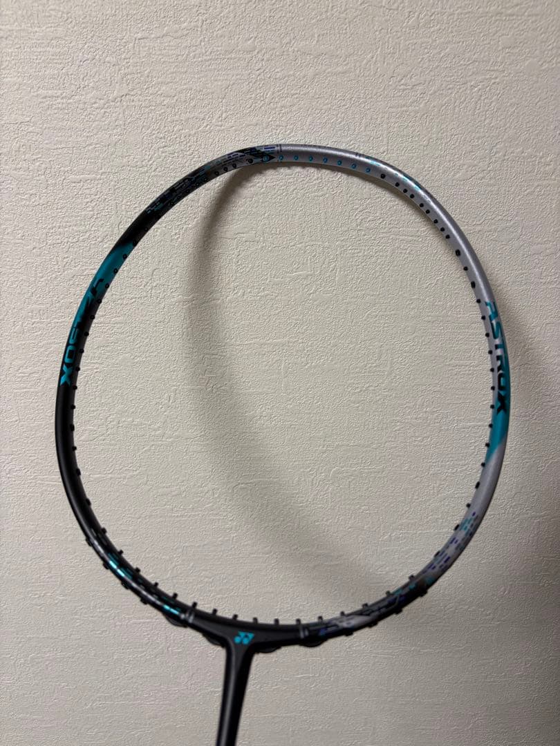 ヨネックス　アストロクス88DPRO 4UG5