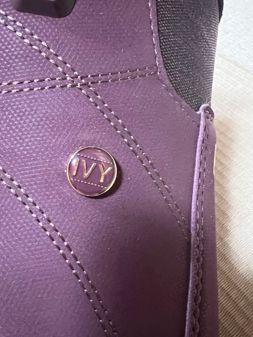 SALOMONレディーススノーボードブーツ24