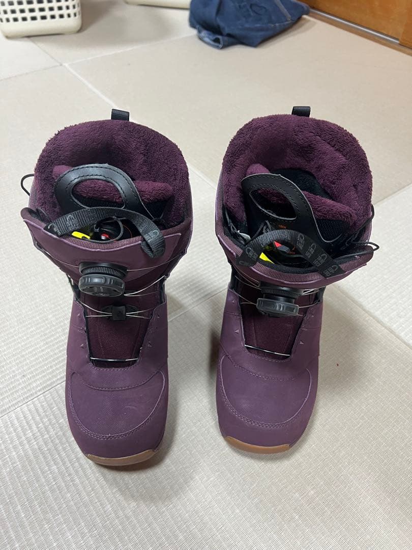 SALOMONレディーススノーボードブーツ24