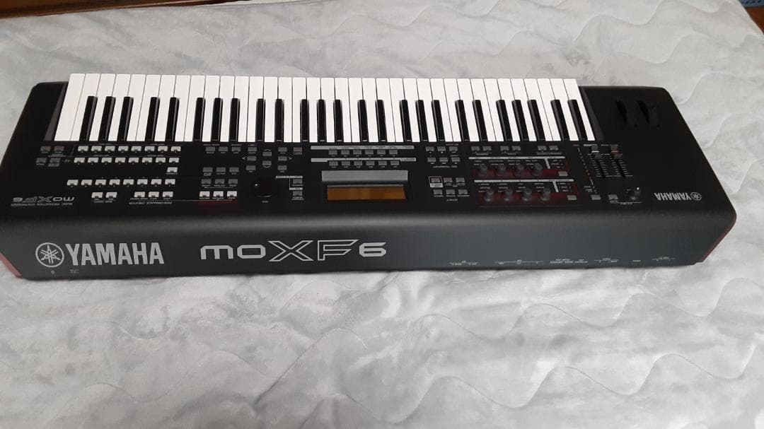 YAMAHA MOXF6 ハードケース付 室内使用品
