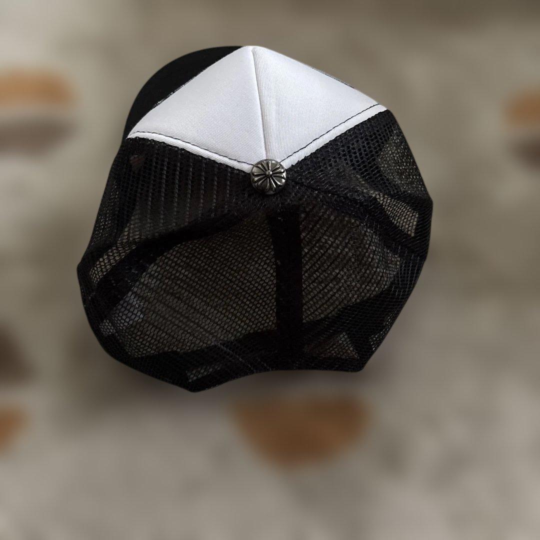 CHROME HEARTS トラッカーキャップ ブラック/ホワイト