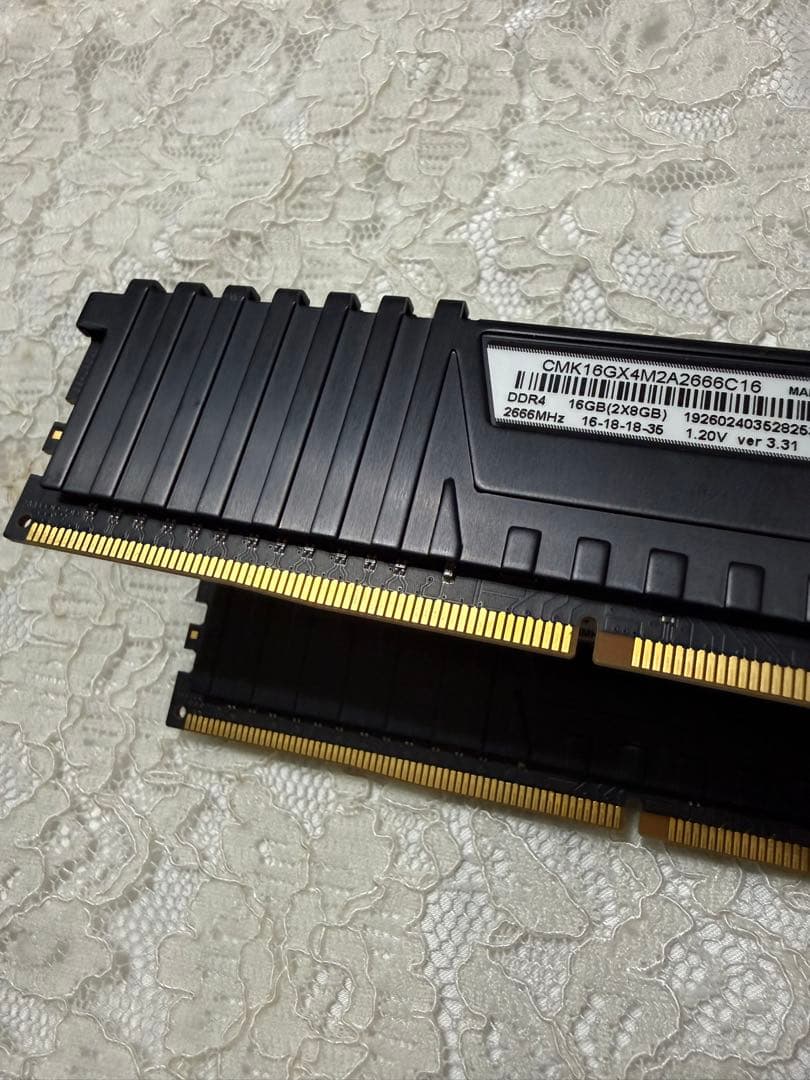 Corsair Vengeance LPX DDR4 8GB×2 2666MHz