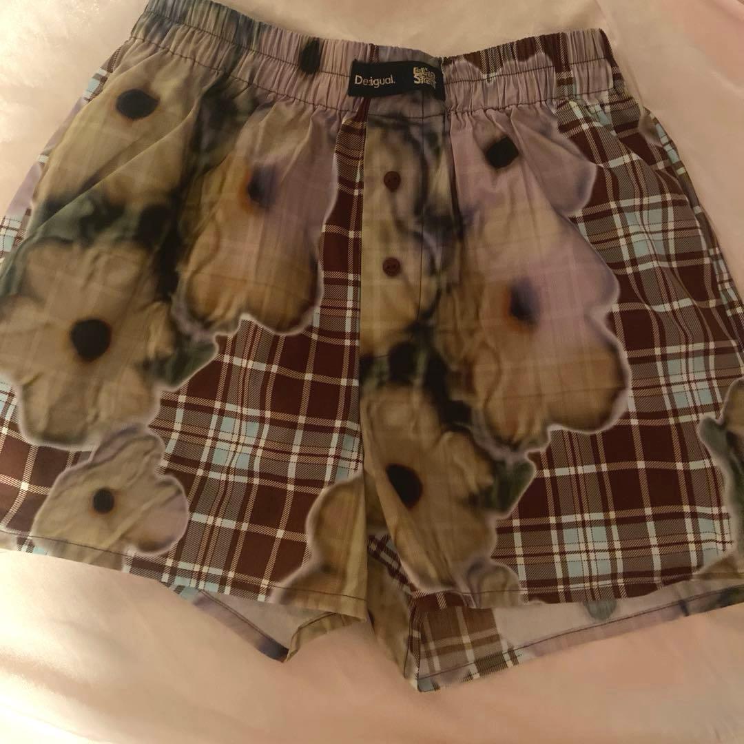 desigual. コリーナ・ストラダのボクサーショーツ フラワーチェック