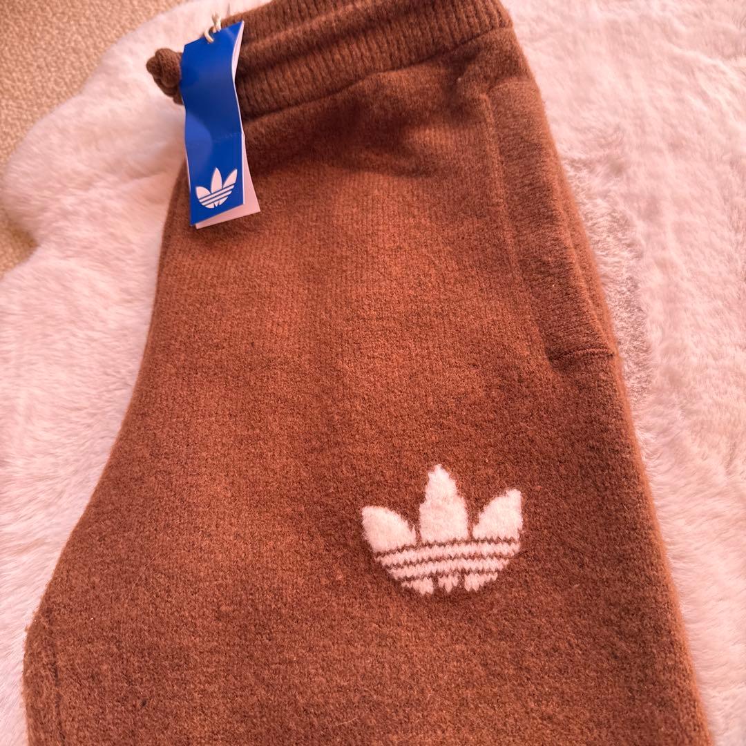 【完売品新品】アディダスオリジナルス　アスレチック　デプト　ニットパンツ